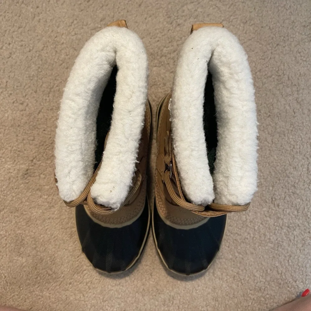 Men's SOREL Caribou Waterproof Insulated Winter Boots,‎ 1002871 /Buff   Size 8